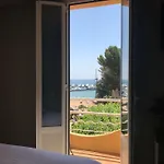 La Calanque Otel 3*