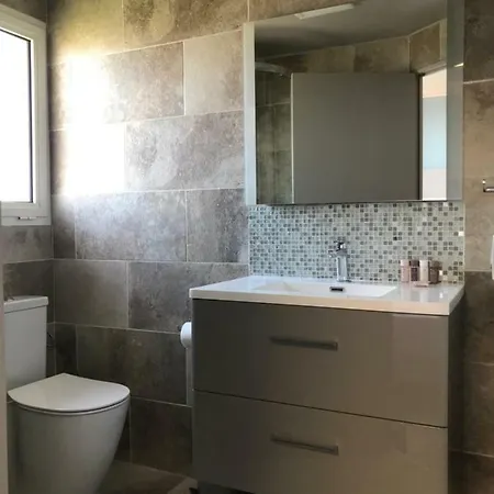 فندق La Calanque 2*