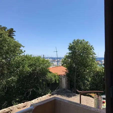 Szálloda La Calanque 2*