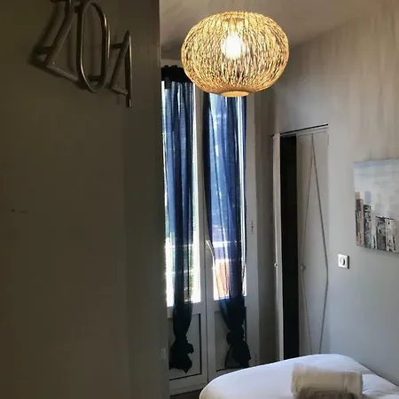 Hotel La Calanque 3*